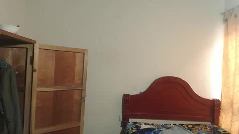 Dylon online show from 4, 2, 2026