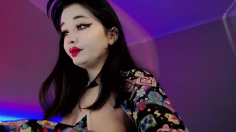 Natsumi online show from 13, 10, 2025