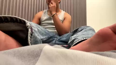 Snapshot of dboyyyyyyyyyy chatting on 5, 4, 2026 dboyyyyyyyyyy online show from 5, 4, 2026