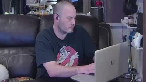 want girl to play with me online show from 15, 2, 2026