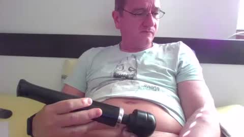 Play with me while I watch you german handsome squirtlover love small girls small tits big clit cut c2c shaved online show from 8, 4, 2026