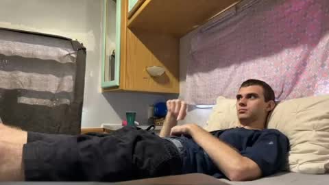 deafguyproud69 online show from 10, 4, 2026