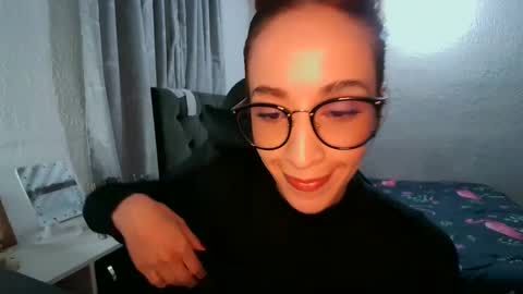 Snapshot of dear_juliet chatting on 25, 2, 2025 Juliet online show from 25, 2, 2025