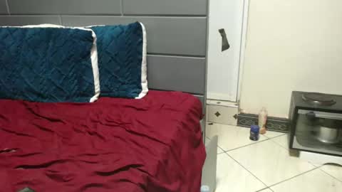 debbyslatter online show from 22, 12, 2024