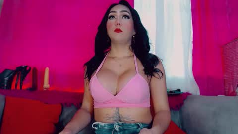 Snapshot of deboragill chatting on 7, 3, 2026 deboragill online show from 7, 3, 2026