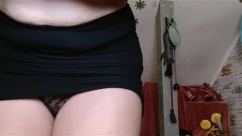 Snapshot of debramilf chatting on 3, 2, 2025 DebraMilf online show from 3, 2, 2025