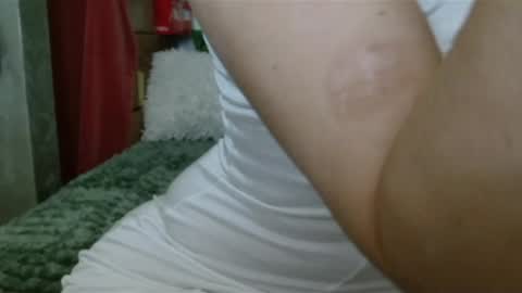 Snapshot of debramilf chatting on 8, 2, 2025 DebraMilf online show from 8, 2, 2025