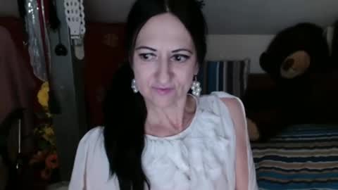 Snapshot of debramilf chatting on 21, 3, 2026 DebraMilf online show from 21, 3, 2026