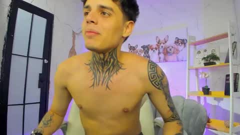 declan_fox online show from 8, 11, 2025