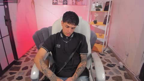 declan_fox online show from 13, 11, 2025