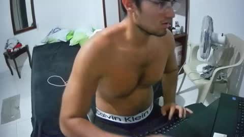 deividellobo online show from 13, 2, 2025