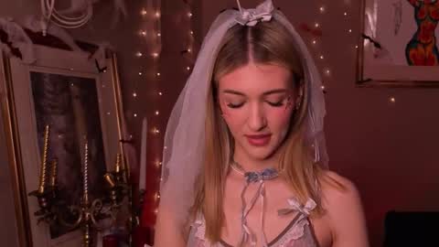 Snapshot of delcieodoherty chatting on 30, 10, 2025 Adla online show from 30, 10, 2025