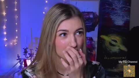 Snapshot of delcieodoherty chatting on 23, 11, 2025 Adla online show from 23, 11, 2025