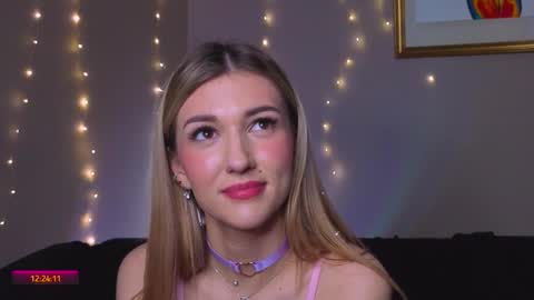 Snapshot of delcieodoherty chatting on 29, 11, 2025 Adla online show from 29, 11, 2025