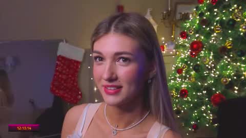 Snapshot of delcieodoherty chatting on 15, 12, 2025 Adla online show from 15, 12, 2025