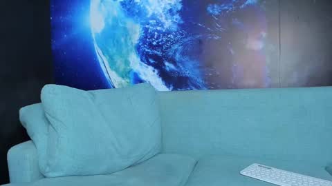Delessandro online show from 17, 1, 2025