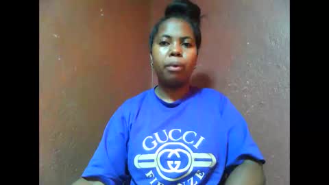 deliah712909 online show from 2, 1, 2025