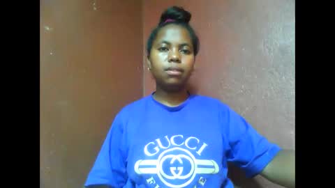 deliah712909 online show from 2, 1, 2025