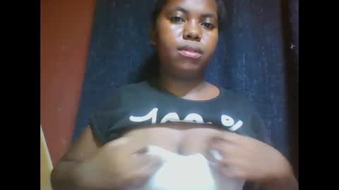 deliah712909 online show from 10, 2, 2025