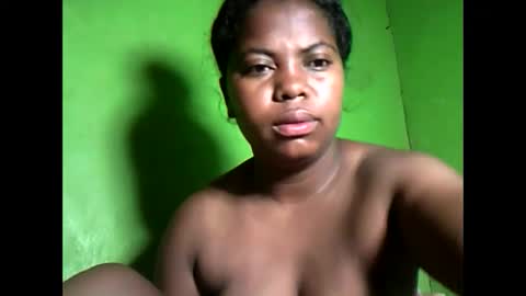 deliah712909 online show from 8, 3, 2025