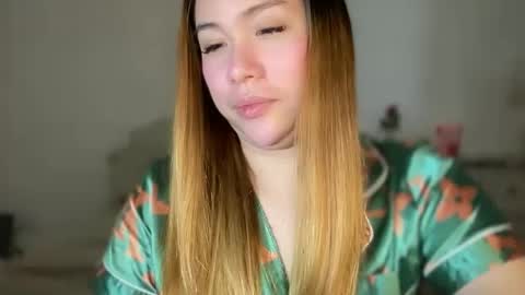 Snapshot of delicious_iya69 chatting on 27, 2, 2025 iyalicious online show from 27, 2, 2025