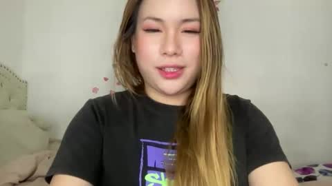 Snapshot of delicious_iya69 chatting on 26, 11, 2025 iyalicious online show from 26, 11, 2025