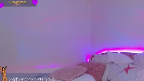 Snapshot of delicious_mila chatting on 18, 12, 2024 Mila online show from 18, 12, 2024