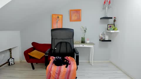 DeliciousLolly online show from 17, 10, 2025