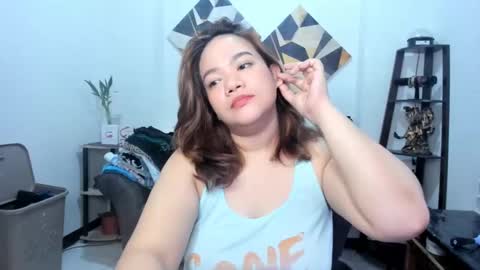 delightfulcurvy online show from 19, 1, 2025