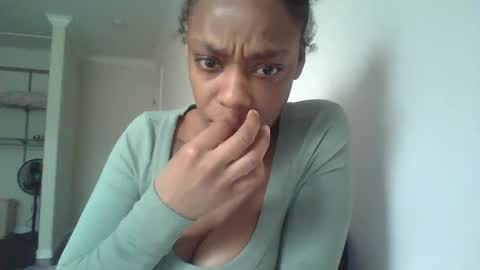 delightfuldark online show from 2, 2, 2025