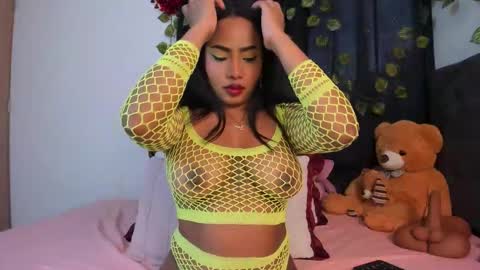 Delilah  online show from 3, 11, 2025