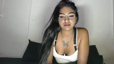 Delilah Blaze online show from 12, 1, 2025