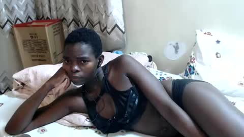 Snapshot of delina_01 chatting on 12, 3, 2026 magdalyn online show from 12, 3, 2026