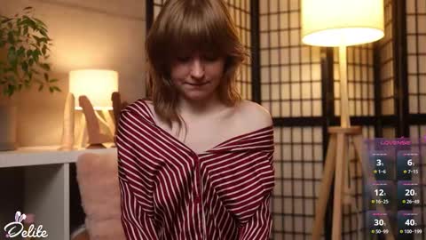 Snapshot of delitevip chatting on 24, 10, 2025 DeLite Next stream on Wednesday or Thurdsay online show from 24, 10, 2025