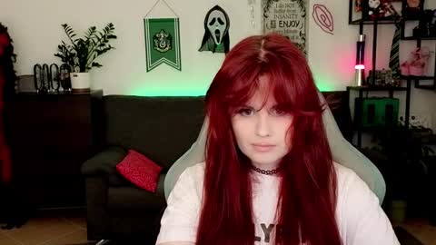 dellacrush_ online show from 11, 2, 2026