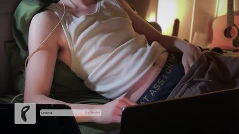 Del Petious online show from 15, 12, 2025