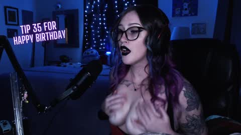 Snapshot of demongf chatting on 8, 12, 2024 Demoness Mina online show from 8, 12, 2024