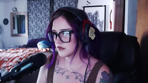 Snapshot of demongf chatting on 21, 10, 2025 Demoness Mina online show from 21, 10, 2025