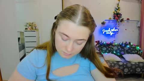 Snapshot of demure_soul chatting on 3, 12, 2024 Sophie online show from 3, 12, 2024