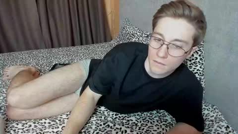 Snapshot of deni_boy99 chatting on 14, 12, 2025 Deni online show from 14, 12, 2025