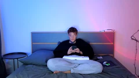 Denis online show from 5, 12, 2025