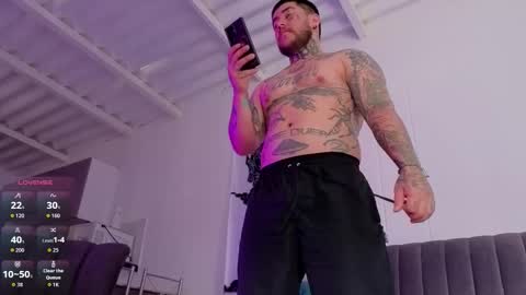 Snapshot of denjig chatting on 27, 10, 2025 Oliver online show from 27, 10, 2025