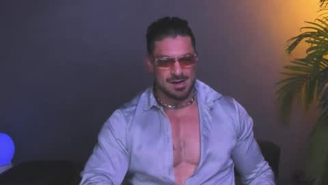 dennis_cox_ online show from 1, 12, 2025