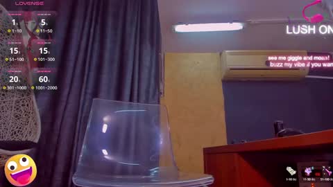 denychantall online show from 2, 12, 2024