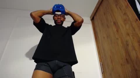 Snapshot of denzo_cornell chatting on 21, 9, 2025 denzo online show from 21, 9, 2025