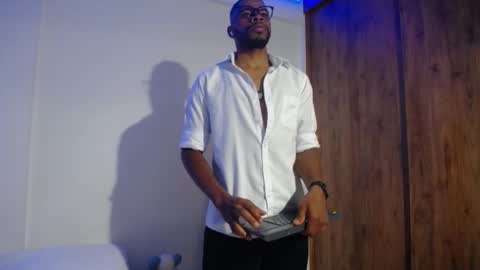 Snapshot of denzo_cornell chatting on 26, 9, 2025 denzo online show from 26, 9, 2025