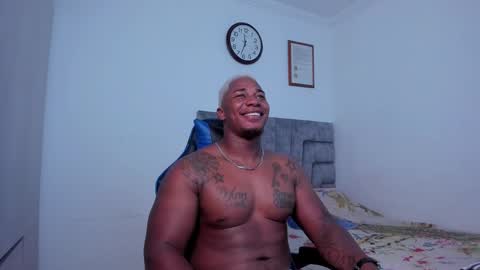 Snapshot of deonjhonson chatting on 24, 12, 2024 deon jhonson online show from 24, 12, 2024