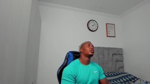 Snapshot of deonjhonson chatting on 18, 1, 2025 deon jhonson online show from 18, 1, 2025