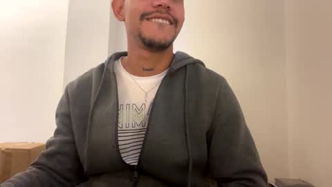 Snapshot of dereck_myers chatting on 17, 3, 2026 Dereck Myers online show from 17, 3, 2026