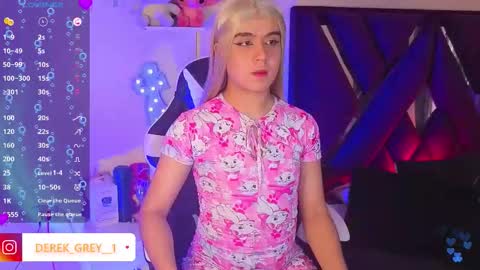 Snapshot of derek_grey1 chatting on 15, 10, 2025 Derek independent online show from 15, 10, 2025